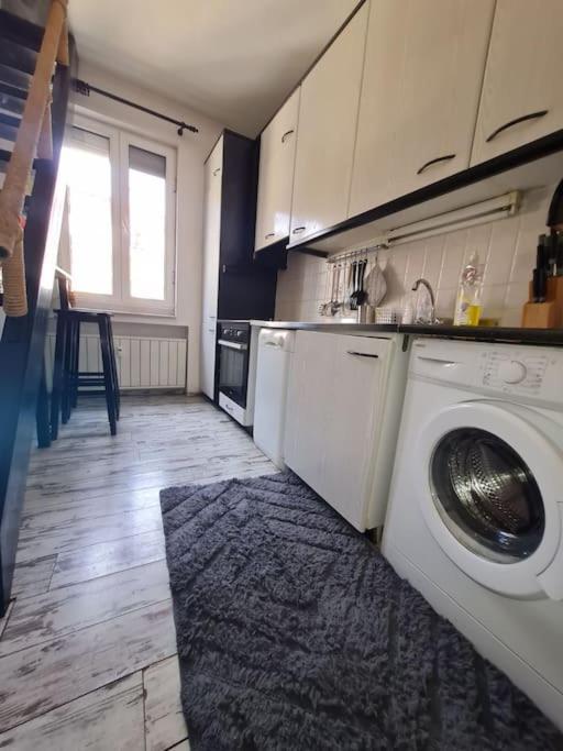 Raya Maisonette, Ideal Center Apartemen