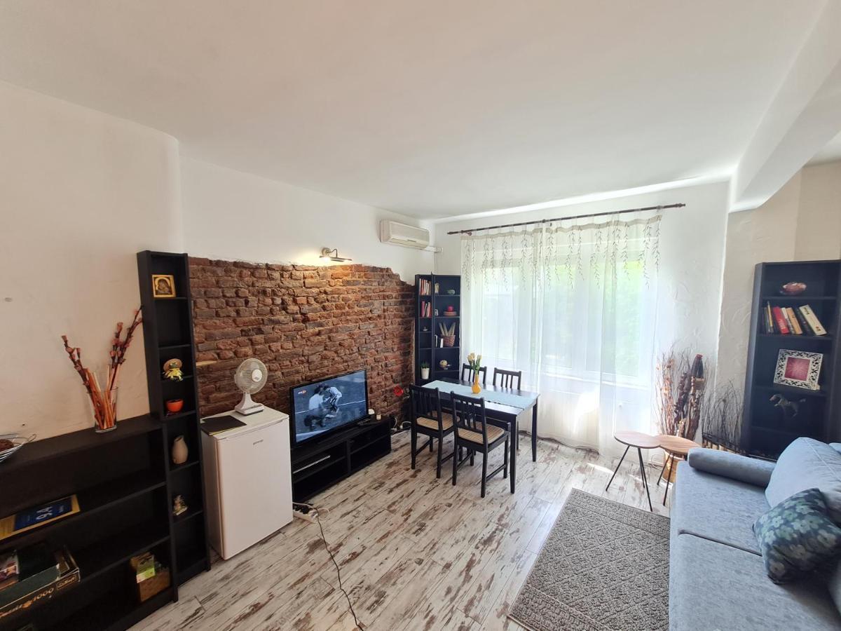Raya Maisonette, Ideal Center Apartemen *